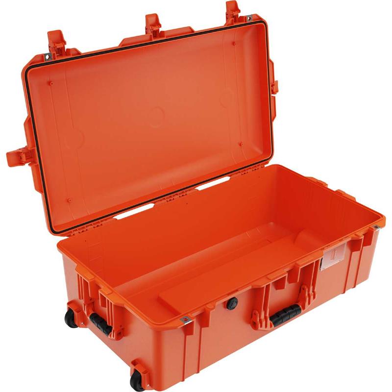 Peli 1615 AIR Case No Foam-2
